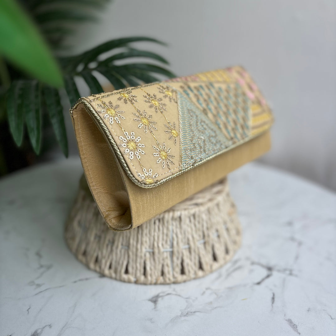 Abstract Box Clutches