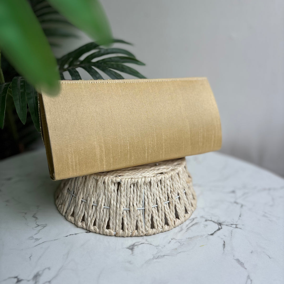 Abstract Box Clutches