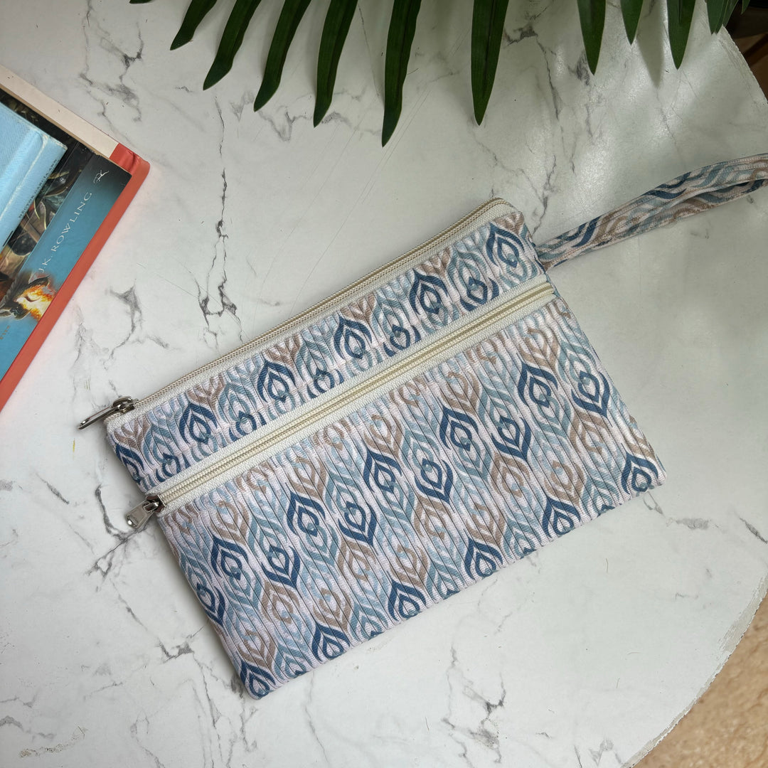 Multi purpose travel pouch - Set of 2