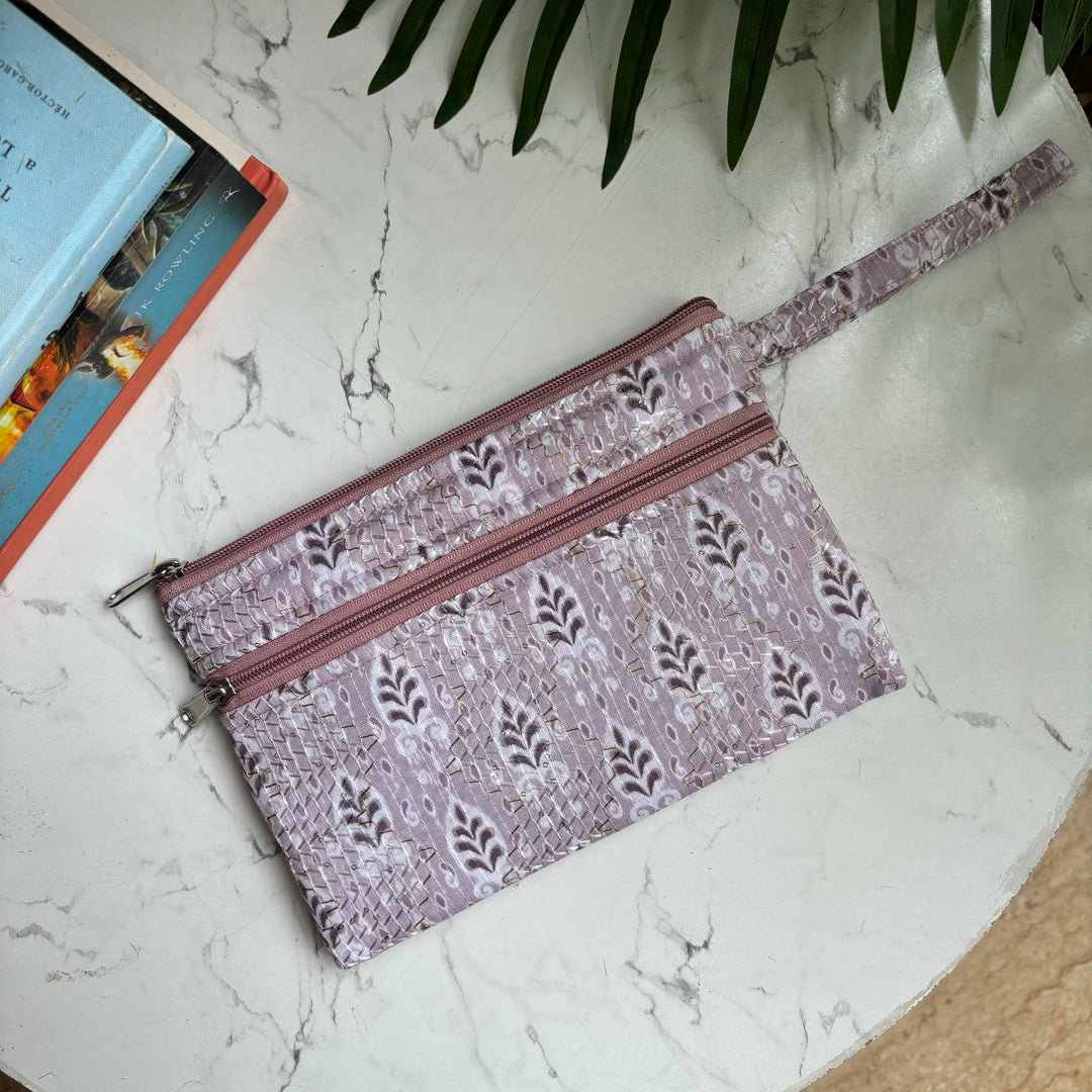 Multi purpose travel pouch - Set of 2