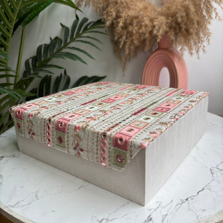 Bridal Chuda Box - 4 rods