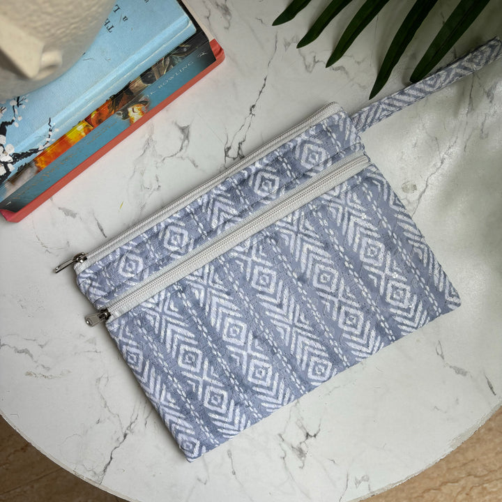 Multi purpose travel pouch - Set of 2