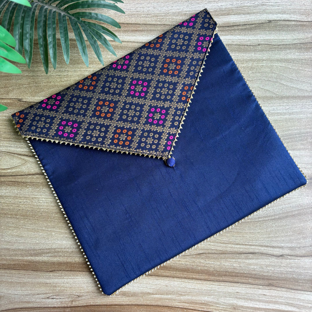 Royal Trousseau Pouch - The Bandhani Edit