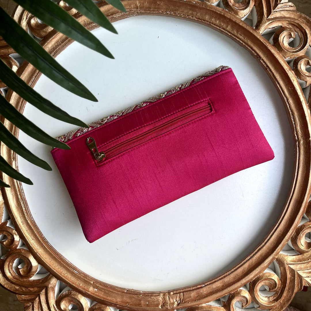 Fancy handwork clutch