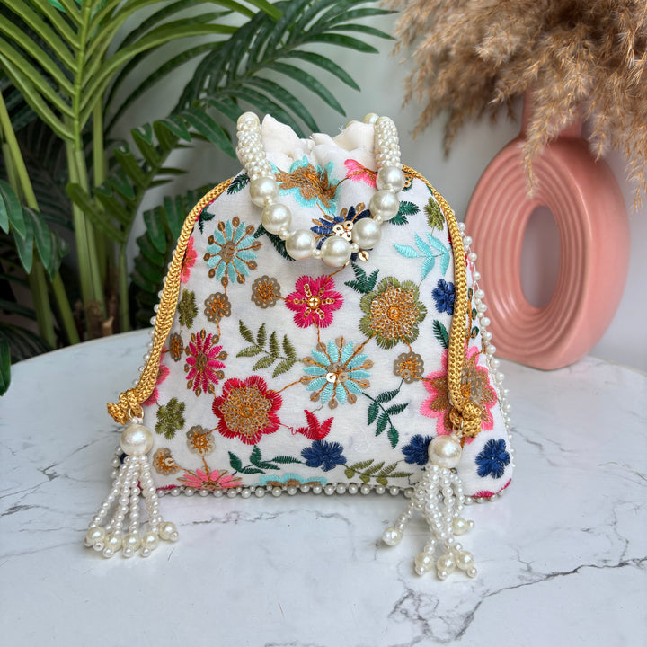 Little Blossom potlis