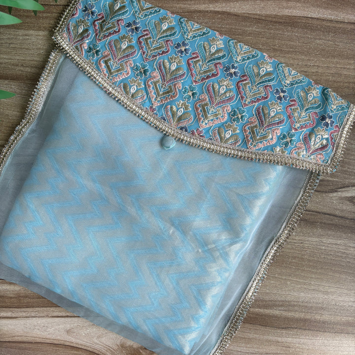 Motif Organza Trousseau Pouch
