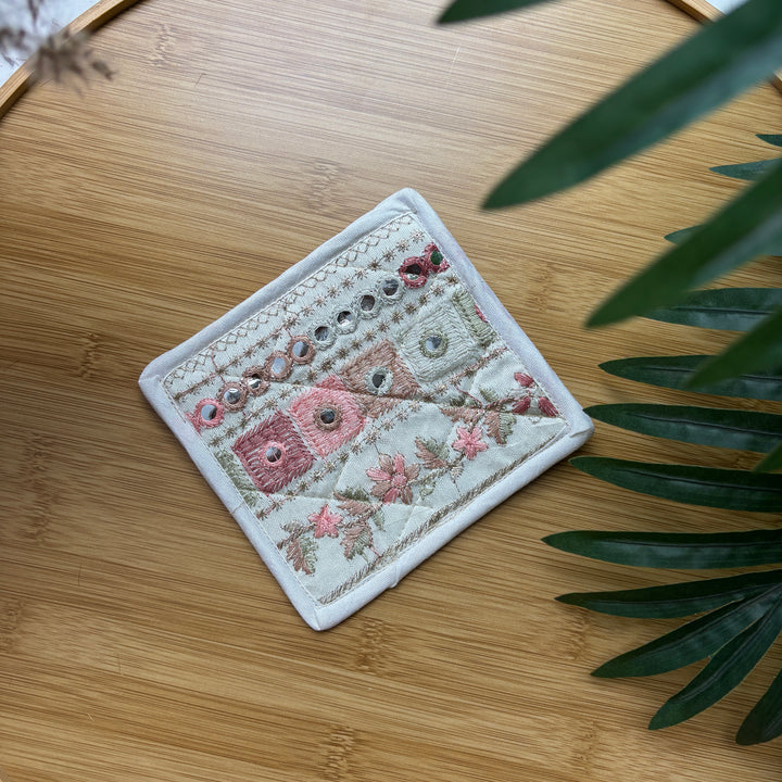 Stand-alone Earring pouches - Embroidered