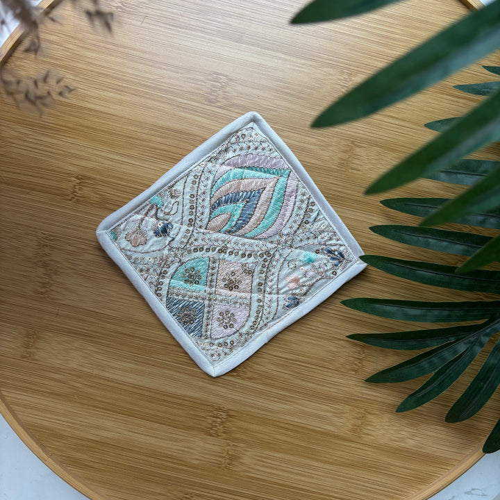 Stand-alone Earring pouches - Embroidered