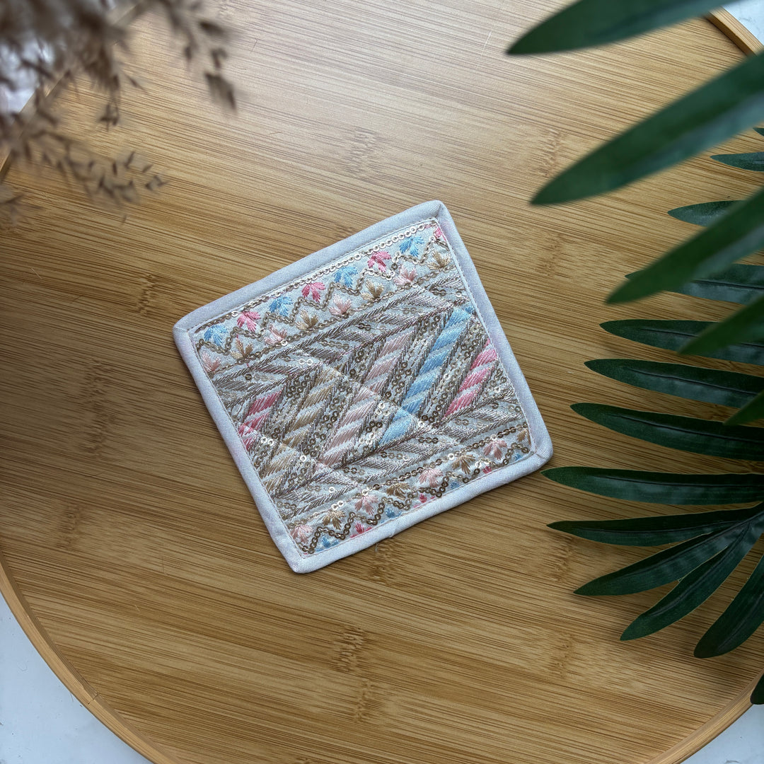 Stand-alone Earring pouches - Embroidered