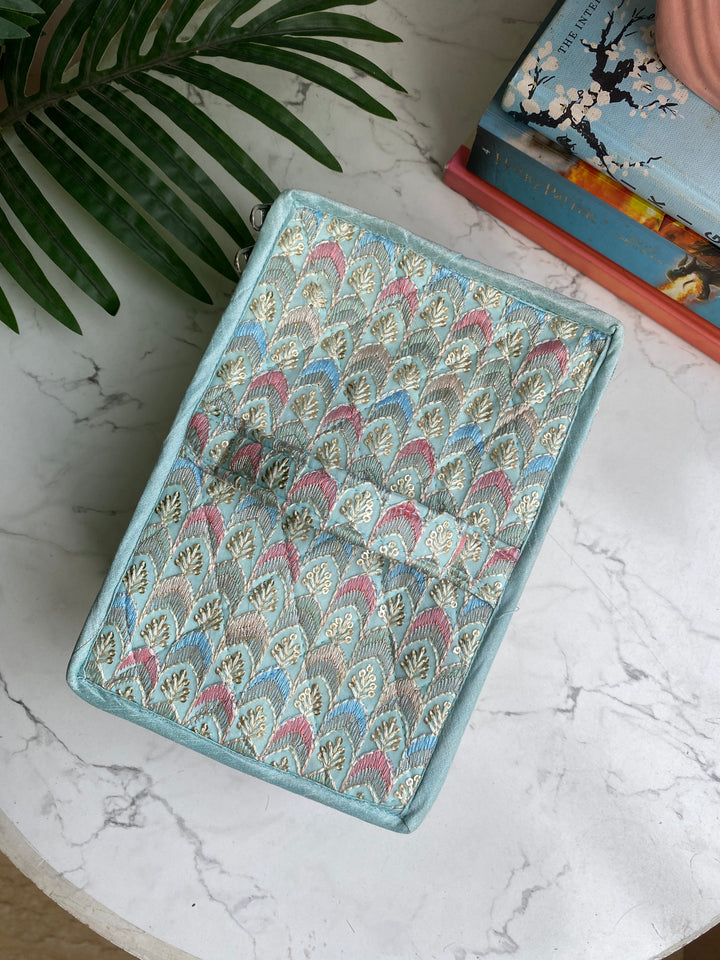 Compact Treasure Case