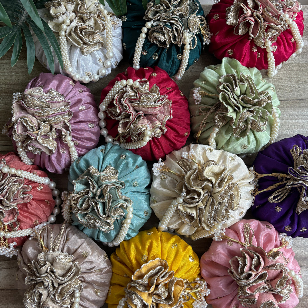 Sequin flower potlis