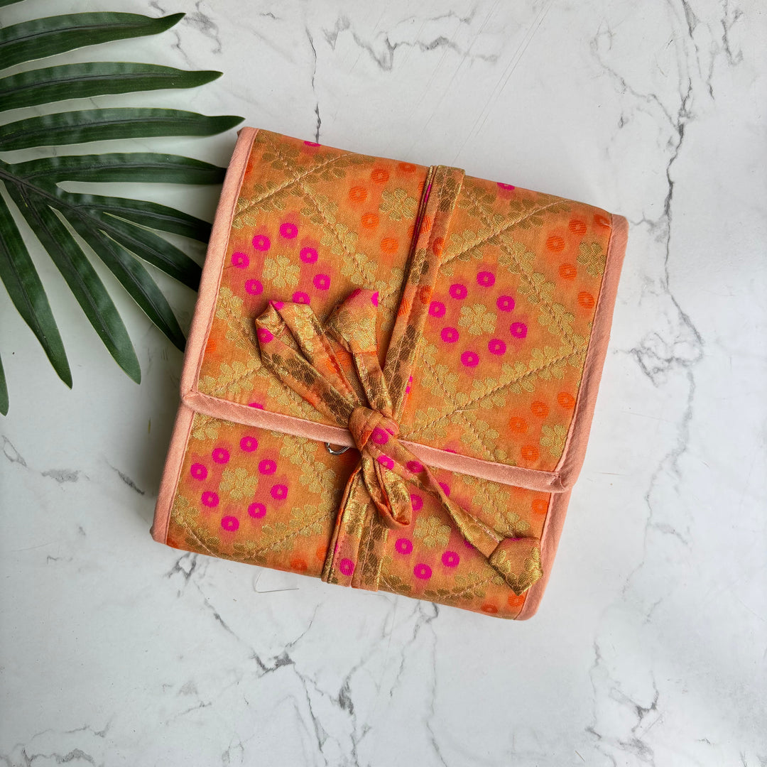 The Blossom Bow Organiser