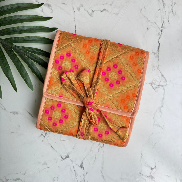 The Blossom Bow Organiser