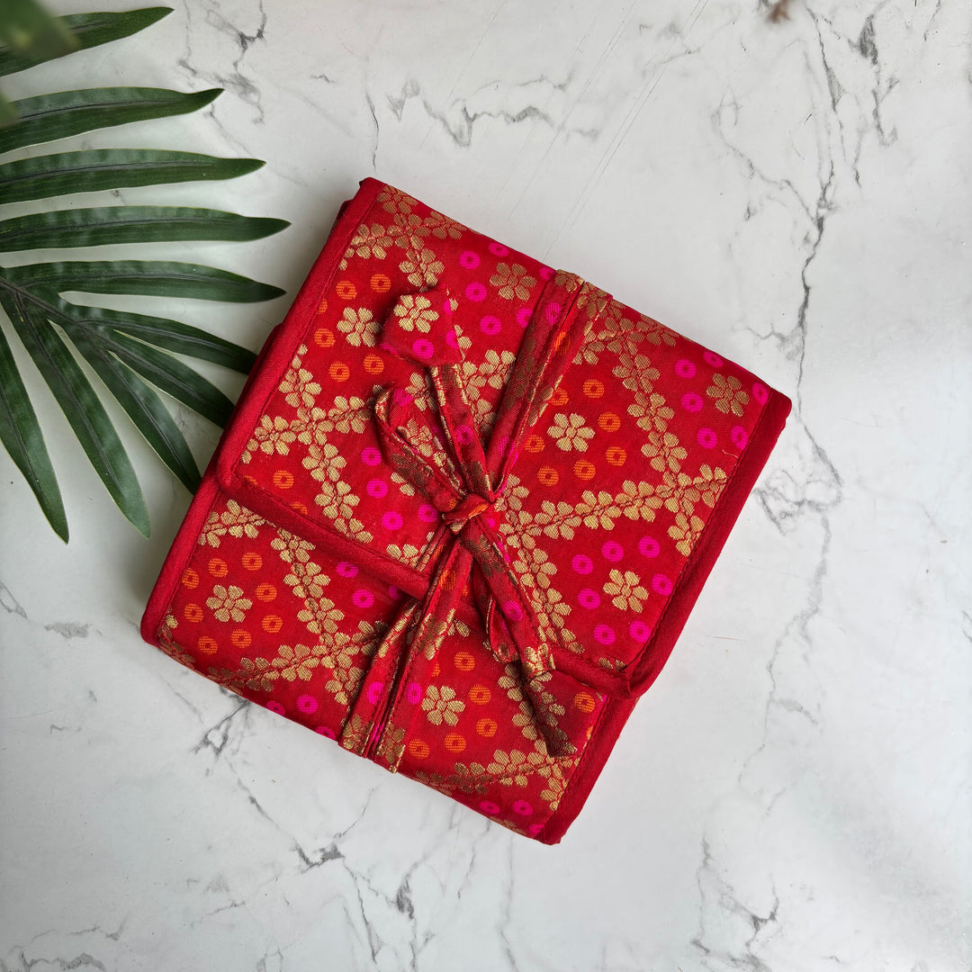 The Blossom Bow Organiser