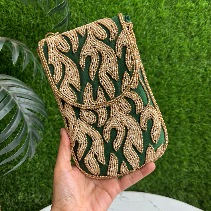 ROYAL BEADED MOBILE SLEEVE