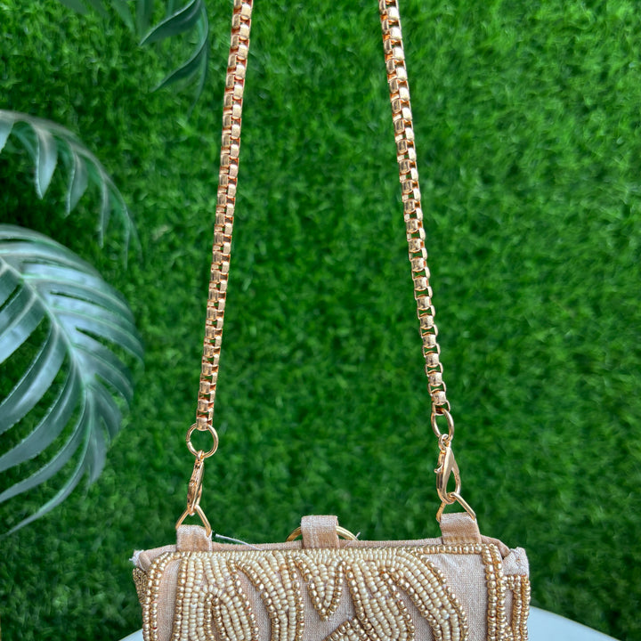 ROYAL BEADED MOBILE SLEEVE