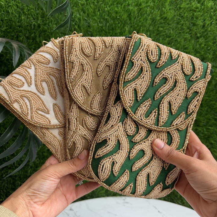 ROYAL BEADED MOBILE SLEEVE