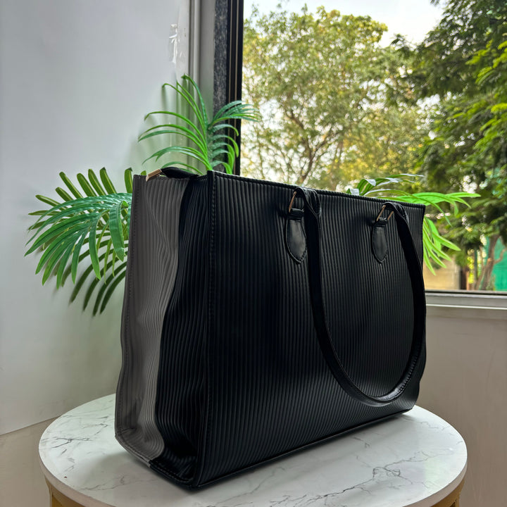 Fluted Reversible Tote Bag